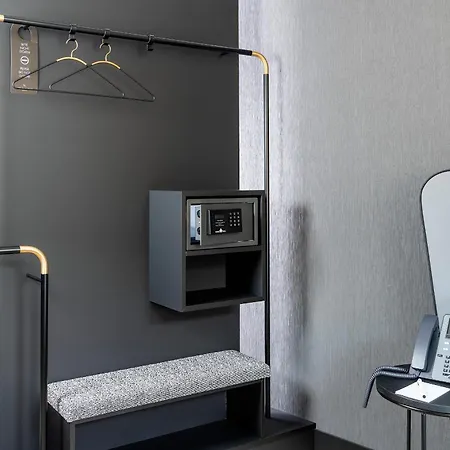 Schillerhof, Szálloda 4*